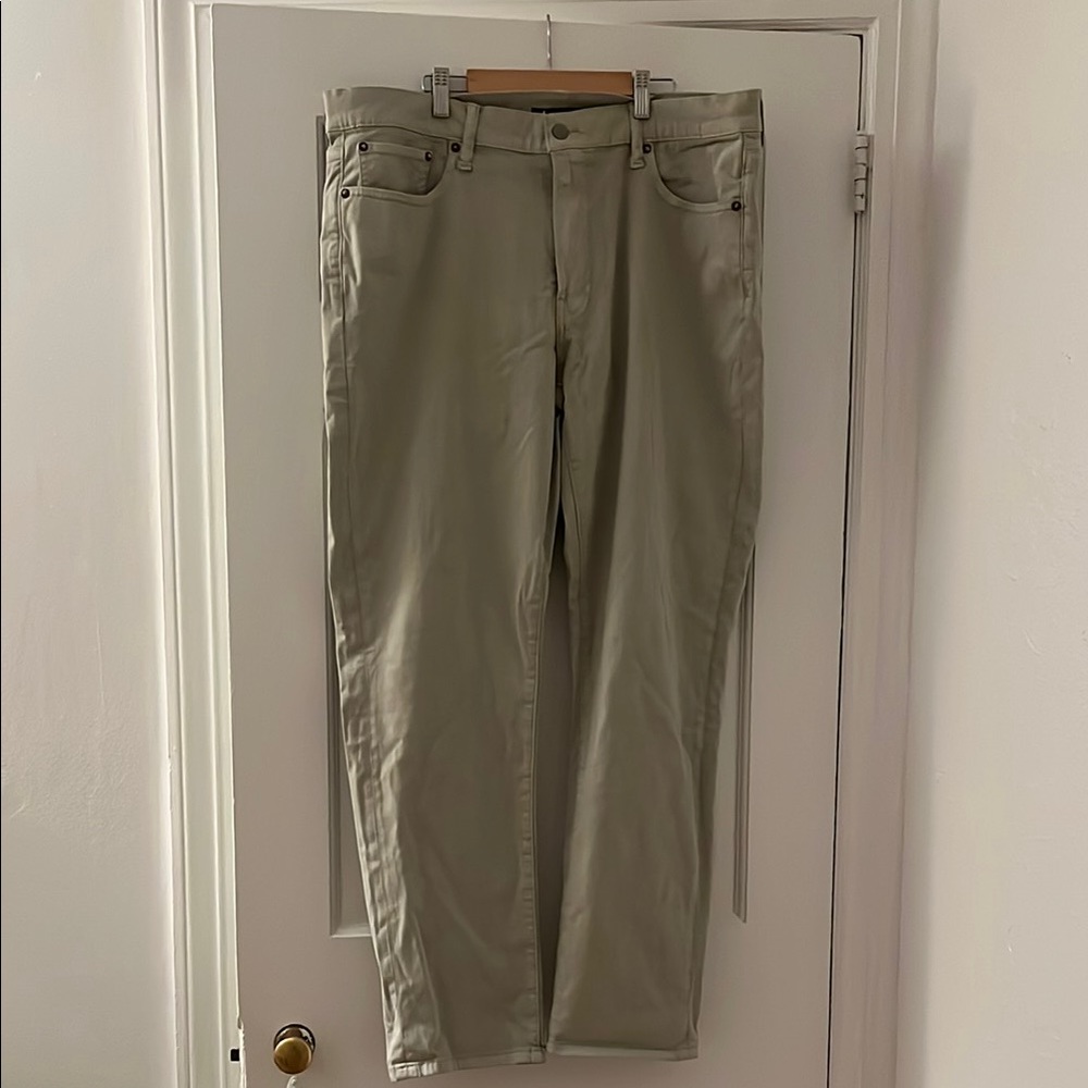 Lucky Brand Men's light Green Pants
